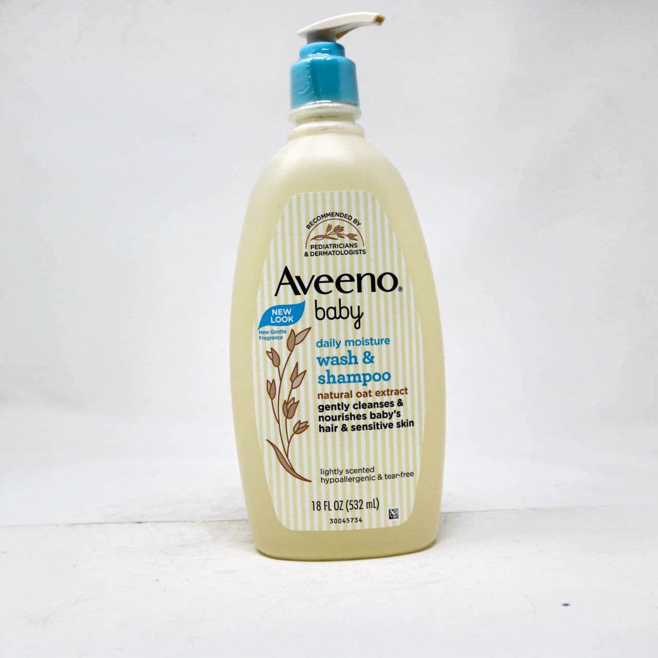 Aveeno Baby Daily Moisture Wash & Shampoo, 18 fl oz (532 mL) – Natural Oat Extract, Tear-Free Formula
